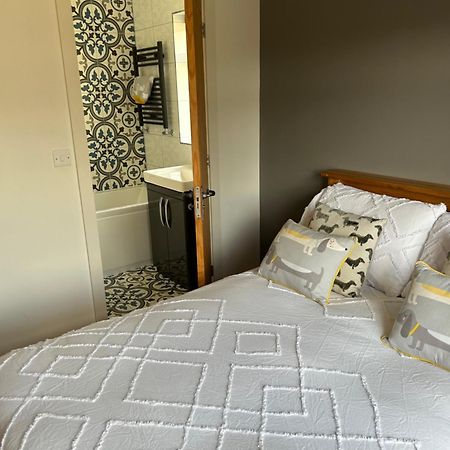 Haughley The Oaks, Luxury 2 Bedroom Cottage In A Peaceful Location מראה חיצוני תמונה